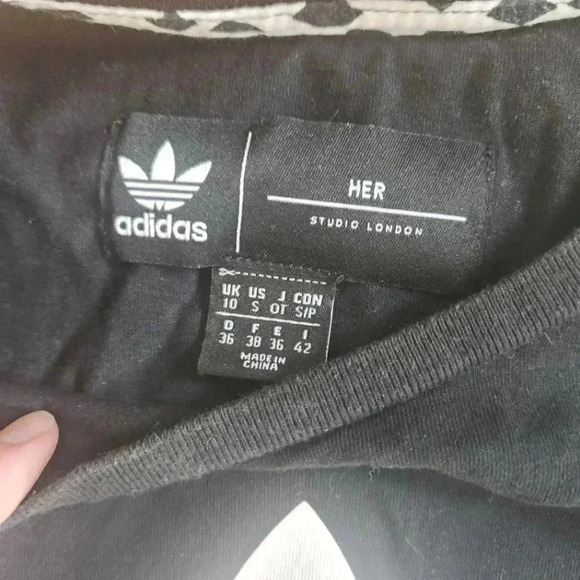 GUC Adidas x HER Studio London Floral Tee Size S - Picture 5 of 8